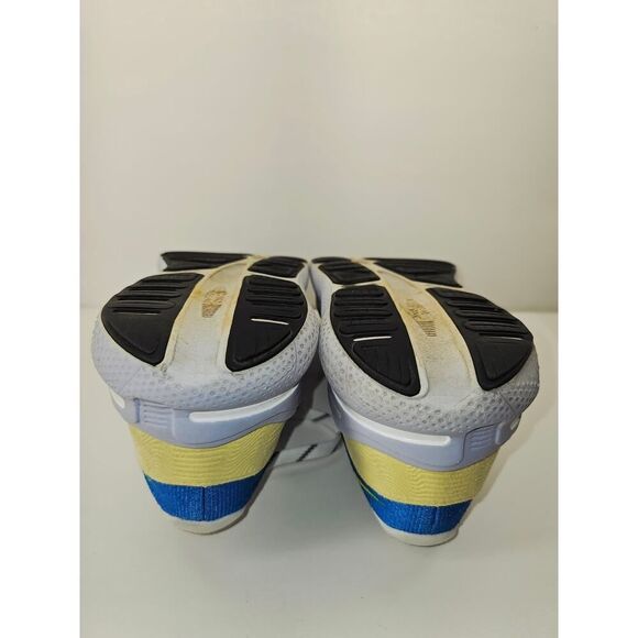 Brooks Men 9 Comfy footwear main image 9